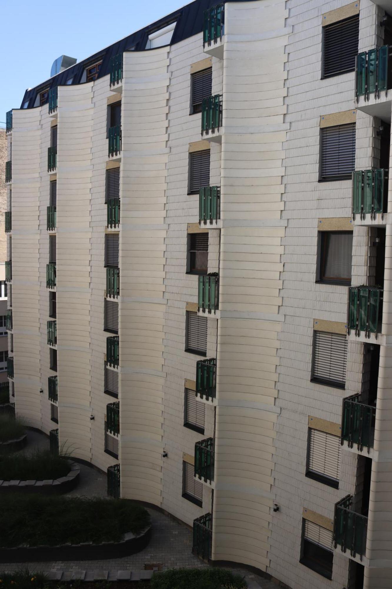 Downtown Cube Apartment Budapest Ngoại thất bức ảnh